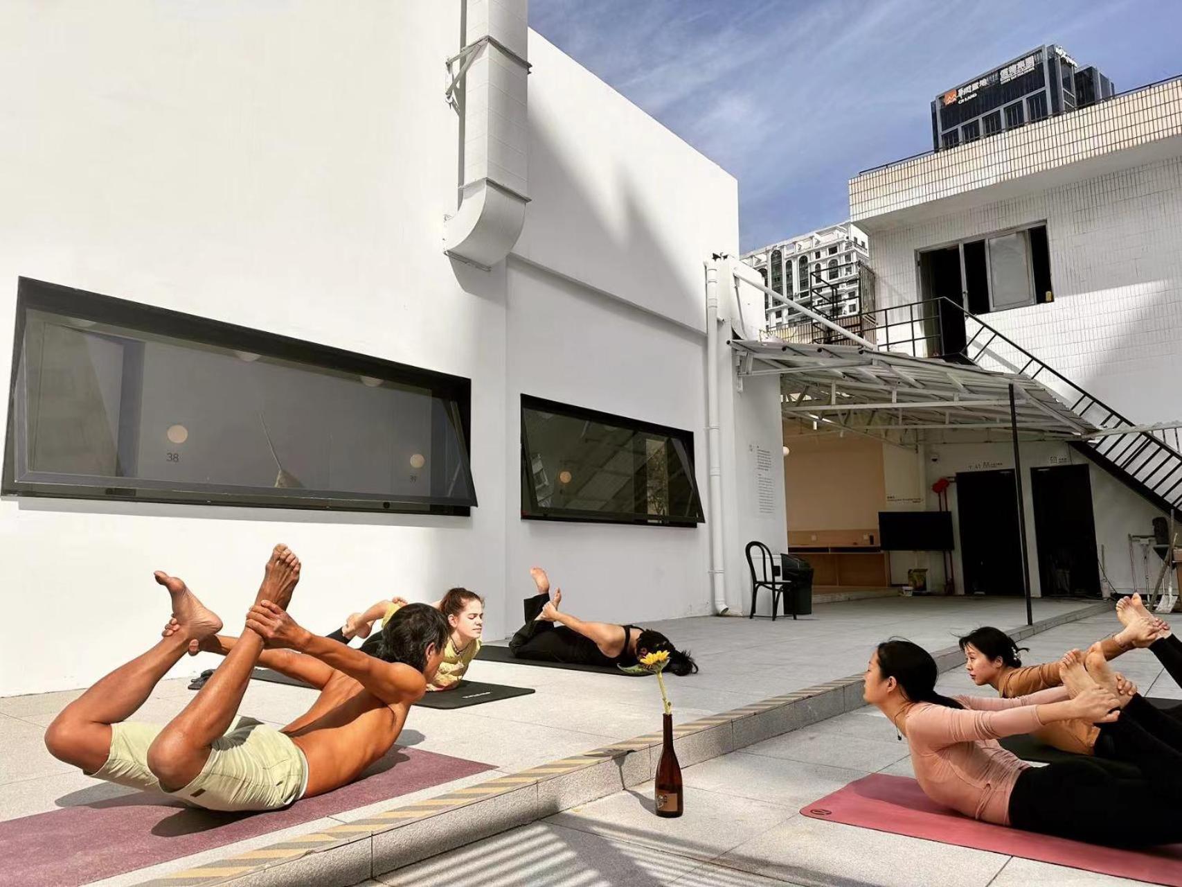 שנגחאי Hi Cozy International Youth Hostel East Nanjing Road & The Bund - Free Gym מראה חיצוני תמונה