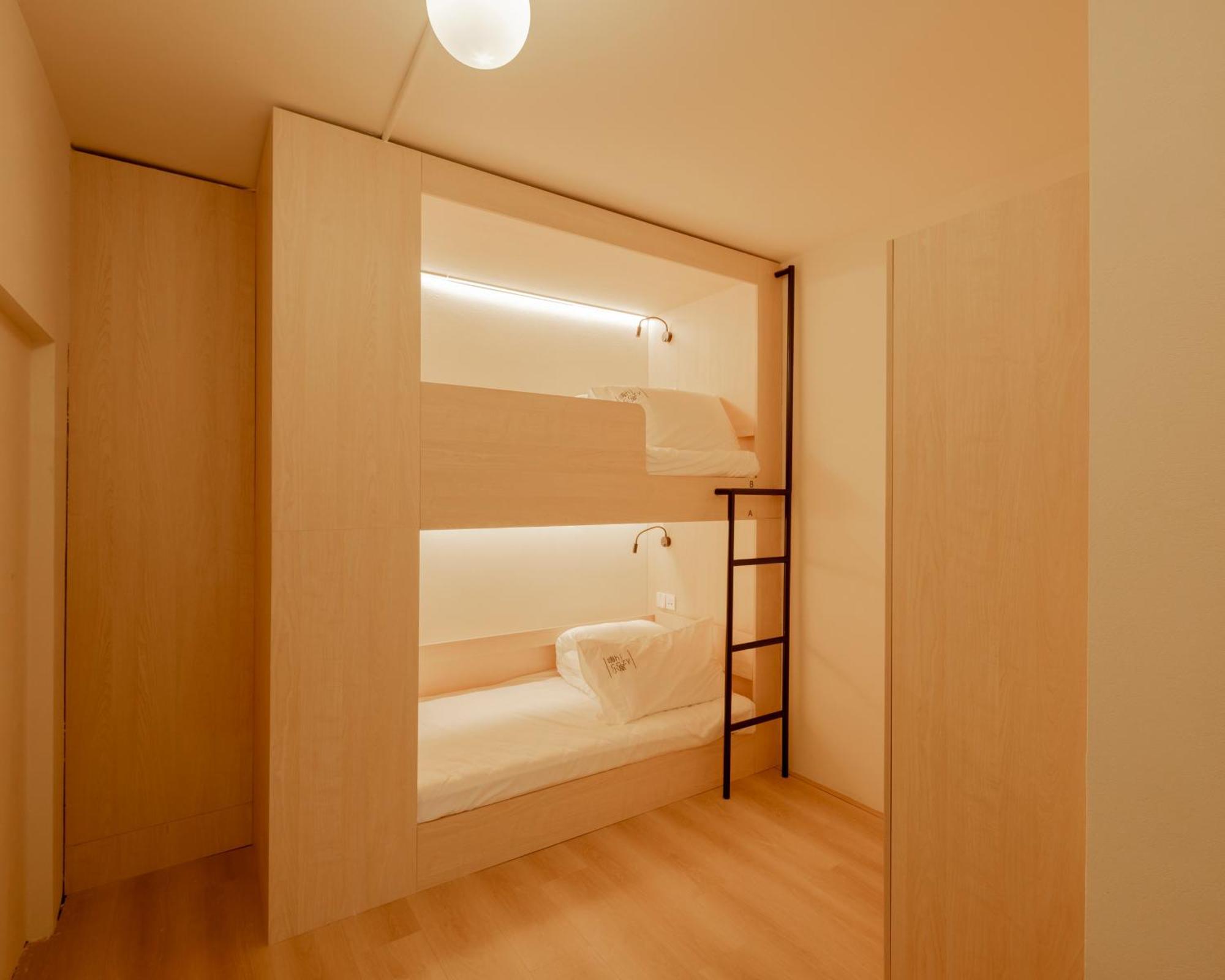שנגחאי Hi Cozy International Youth Hostel East Nanjing Road & The Bund - Free Gym חדר תמונה