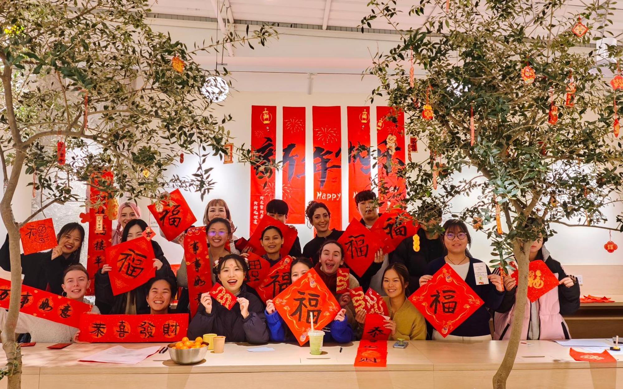 שנגחאי Hi Cozy International Youth Hostel East Nanjing Road & The Bund - Free Gym מראה חיצוני תמונה